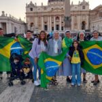 Beneditinas da Divina Providência acompanham anúncio do novo Papa na Praça São Pedro