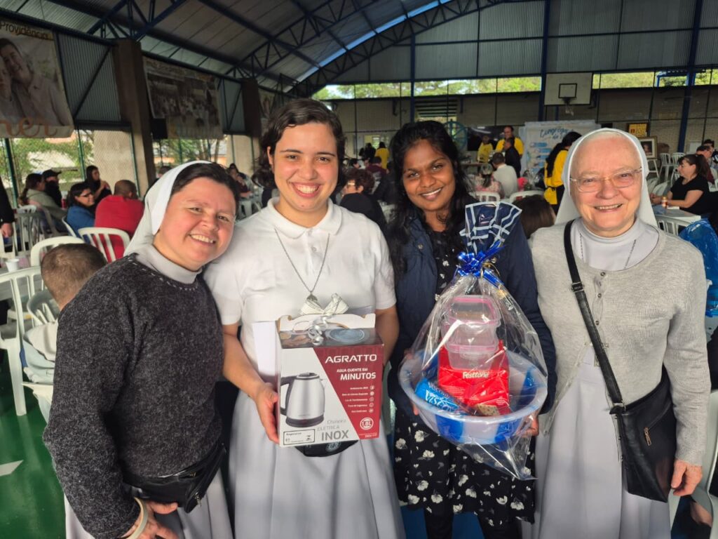 Tardes Festivas Missionárias reúnem comunidade e fortalecem ações sociais das Irmãs Beneditinas no Sul do país